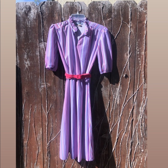 Dress - Picture 5 of 7